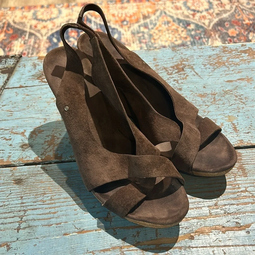 UGG australia brown